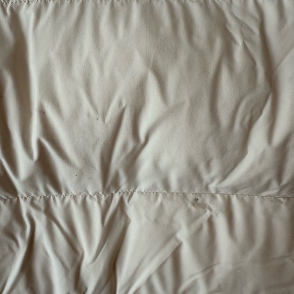 Aritzia Super Puff Jacket in Pearl size M - Picture 7 of 7